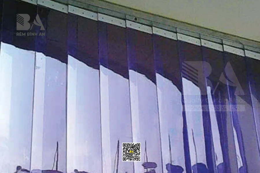 Rèm Ngăn Lạnh PVC Trong 1.5mm Lắp Cố Định